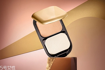 蜜絲佛陀和瑪麗黛佳哪個(gè)好 國(guó)產(chǎn)戰(zhàn)斗機(jī)對(duì)比美國(guó)品牌