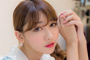 橡皮筋綁耳朵每天用嗎 橡皮筋綁耳朵瘦臉法操作方法 橡皮筋綁耳朵每天用嗎 橡皮筋綁耳朵瘦臉法操作方法