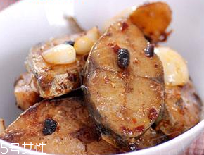鲅魚(yú)怎么清蒸 最簡(jiǎn)單的清蒸鲅魚(yú)的做法