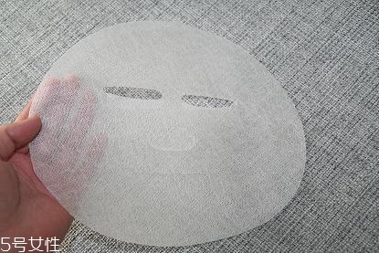 面膜珠光膜有什么用 這樣用更補水 面膜珠光膜有什么用 這樣用更補水