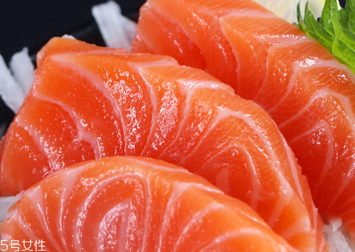 三文魚(yú)為什么可以生吃 三文魚(yú)為什么可以生吃