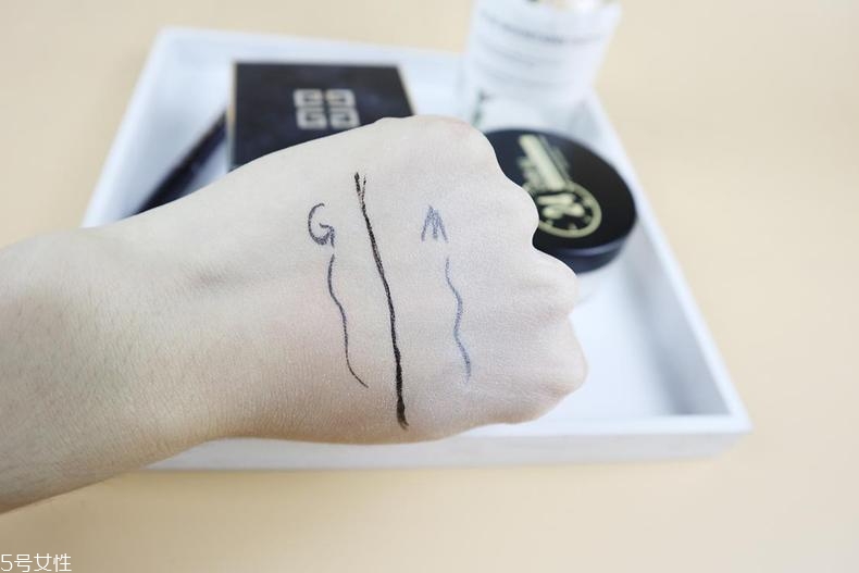 紀(jì)梵希散粉和mistine散粉哪個好 平價(jià)vs大牌巔峰對決 紀(jì)梵希散粉和mistine散粉哪個好 平價(jià)vs大牌巔峰對決