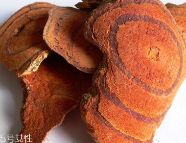 雞血藤是什么 補(bǔ)血的中草藥 雞血藤是什么 補(bǔ)血的中草藥