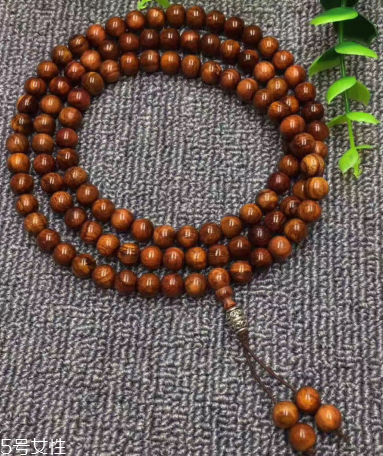 黃花梨手串多少錢(qián) 千萬(wàn)別買(mǎi)貴了