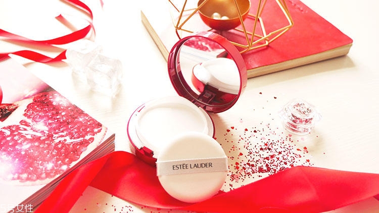 雅詩蘭黛紅石榴氣墊cc適合油皮嗎 清爽度評(píng)測