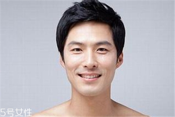 男人怎么護(hù)膚比較好 男人健康護(hù)膚的13個小細(xì)節(jié)