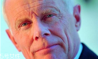 男人怎么護(hù)膚比較好 男人健康護(hù)膚的13個小細(xì)節(jié)