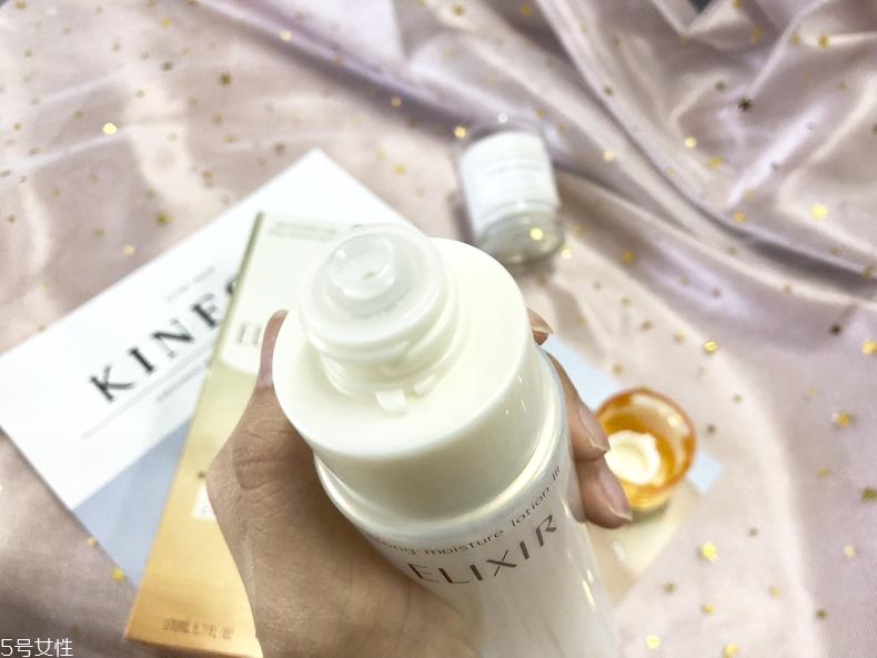 怡麗絲爾水乳哪個(gè)好用 這個(gè)牌子低調(diào)溫和有內(nèi)涵