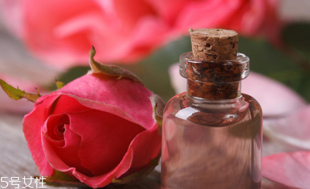 敏感肌膚用什么精油好 低濃度精油保養(yǎng)大法 敏感肌膚用什么精油好 低濃度精油保養(yǎng)大法