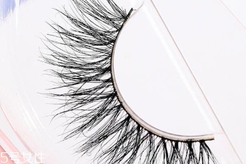 真人毛假睫毛的優(yōu)缺點 易導(dǎo)致眼部發(fā)炎