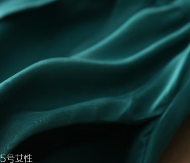 重磅真絲是什么面料 一種特別的時(shí)裝面料 重磅真絲是什么面料 一種特別的時(shí)裝面料
