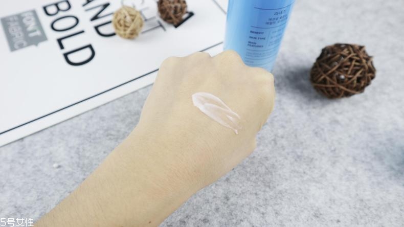 蘭芝乳液保質(zhì)期是多久 瘋狂打call的乳液 蘭芝乳液保質(zhì)期是多久 瘋狂打call的乳液