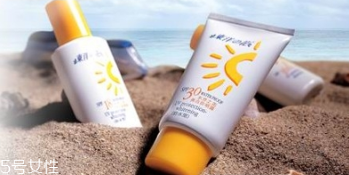 防曬噴霧和防曬霜哪個(gè)效果好 兩者配合使用效果最佳 防曬噴霧和防曬霜哪個(gè)效果好 兩者配合使用效果最佳