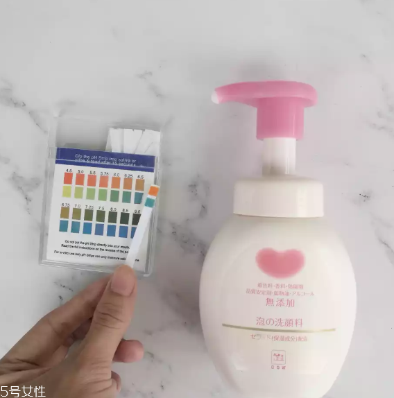 cow洗面奶和肌研極潤洗面奶哪個(gè)好 2大日本泡沫潔面pk