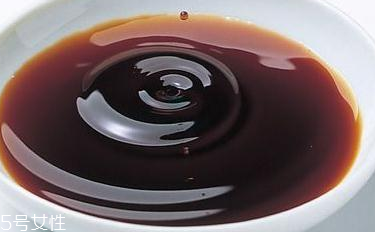 蠔油的營養(yǎng)價(jià)值 提升菜肴的口感 蠔油的營養(yǎng)價(jià)值 提升菜肴的口感