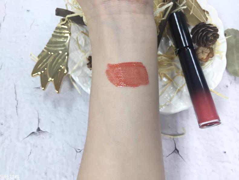 阿瑪尼302是什么顏色 阿瑪尼黑管302適合黃皮嗎 阿瑪尼302是什么顏色 阿瑪尼黑管302適合黃皮嗎