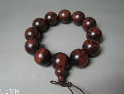 紫檀柳手串多少錢(qián) 要看具體品質(zhì)