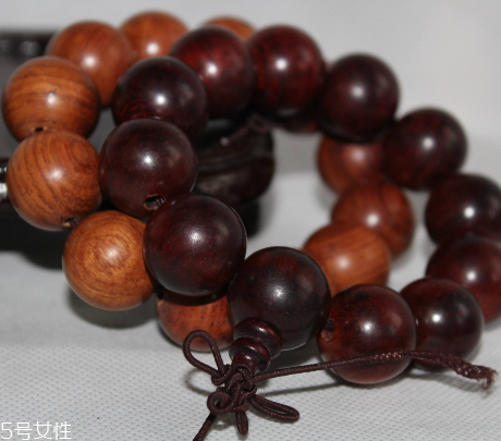 紫檀柳手串多少錢(qián) 要看具體品質(zhì)