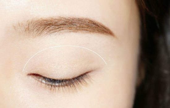 如何畫減齡妝容步驟 減齡妝的4個(gè)重點(diǎn)