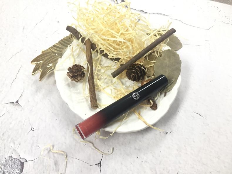 阿瑪尼302是什么顏色 阿瑪尼黑管302適合黃皮嗎 阿瑪尼302是什么顏色 阿瑪尼黑管302適合黃皮嗎