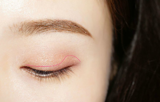 如何畫減齡妝容步驟 減齡妝的4個(gè)重點(diǎn)