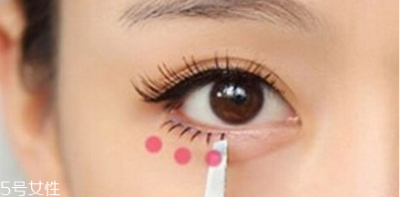 淑女妝容怎么畫 無辜淑女妝容畫法 淑女妝容怎么畫 無辜淑女妝容畫法