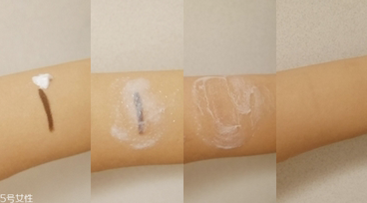 珊珂是資生堂的嗎 珊珂和洗顏?？埔粯訂?></p><h3>珊珂洗面奶使用感受</h3><p>這款潔面泡沫非常豐富，綿密彈性好。每次取兩厘米的膏體，加水，雙手打圈，就能產(chǎn)生大量泡沫。用泡沫直接接觸面部肌膚，可避免手對肌膚的摩擦，觸感綿軟舒適。清潔效果也很好，還能卸除日常的防曬、BB霜等。卸妝潔面二合一，減輕了不少負(fù)擔(dān)。洗完之后，皮膚不會(huì)太干，面部很清爽，保濕力也不錯(cuò)。對于注重潔面感受的人，珊珂綿潤泡沫潔面乳是非常好的選擇。這款潔面有著出眾的清潔力和使用感，豐盈細(xì)密的泡沫接觸臉部肌膚，能讓潔面這個(gè)日常動(dòng)作變得更加舒適。潔面后的清爽感和保濕度也令人滿意，是一支值得囤貨的優(yōu)秀潔面產(chǎn)品。</p><p style=