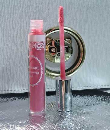 canmake唇膏01試色 這個(gè)色號值得入手 canmake唇膏01試色 這個(gè)色號值得入手