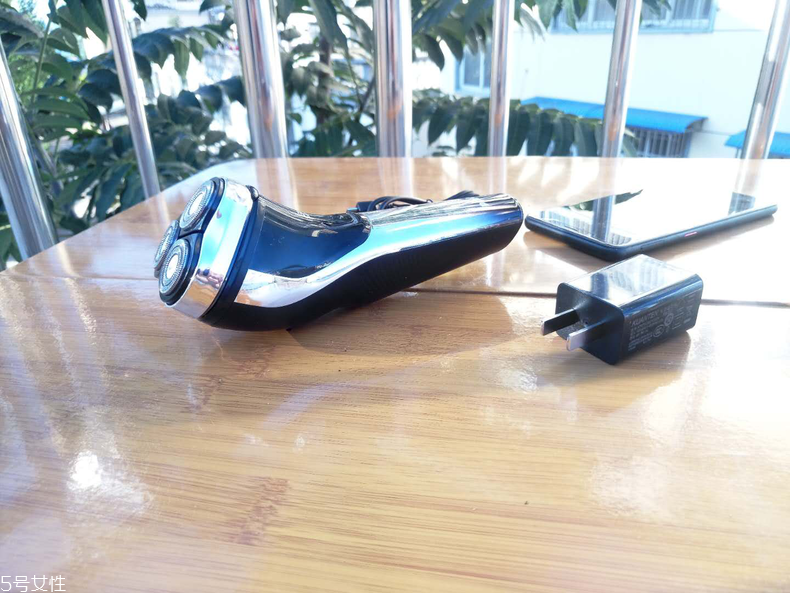 奔騰剃須刀怎么樣 骨子里的精致 奔騰剃須刀怎么樣 骨子里的精致