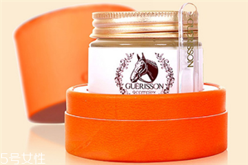 日本馬油和韓國馬油哪個好 根據(jù)自身需求選擇 日本馬油和韓國馬油哪個好 根據(jù)自身需求選擇