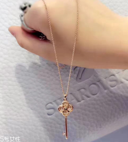 施華洛世奇鑰匙項(xiàng)鏈多少錢(qián) 開(kāi)啟你的心扉