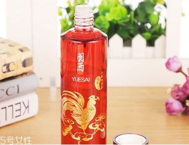 先用玻尿酸還是爽膚水 玻尿酸原液和爽膚水使用順序 先用玻尿酸還是爽膚水 玻尿酸原液和爽膚水使用順序