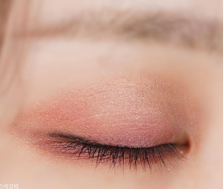 井田眼影14號和2號哪個(gè)好看 2款熱門色pk