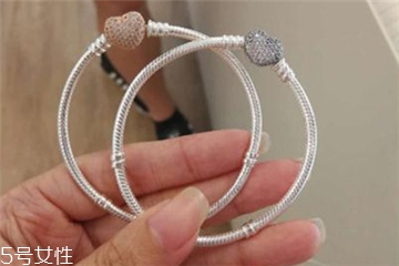 潘多拉蛇骨鏈尺寸 這樣選錯(cuò)不了