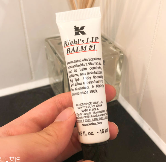 潤唇膏怎么挑選 根據(jù)唇部問題挑選指南 潤唇膏怎么挑選 根據(jù)唇部問題挑選指南