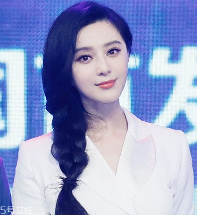 夏天怎么編頭發(fā)好看 不挑人的編發(fā)教程 夏天怎么編頭發(fā)好看 不挑人的編發(fā)教程