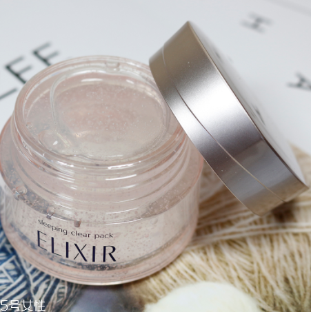 夏天混油皮護(hù)膚攻略 這些你都不能錯過