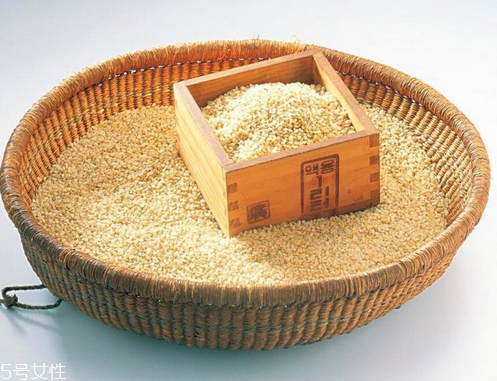 芝麻油可以蒸蛋嗎 簡單好吃的美食 芝麻油可以蒸蛋嗎 簡單好吃的美食