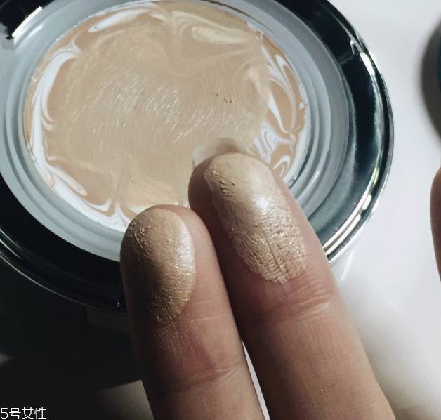 愛敬氣墊13號色怎么樣？愛敬氣墊水粉霜使用心得