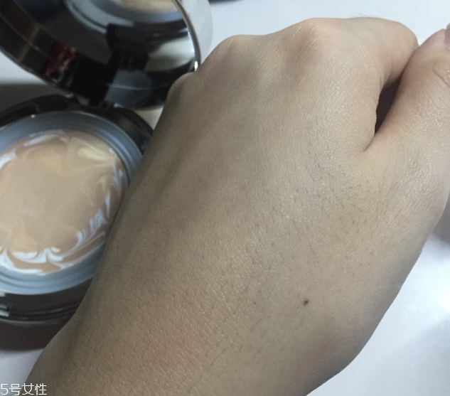 愛敬氣墊13號色怎么樣？愛敬氣墊水粉霜使用心得