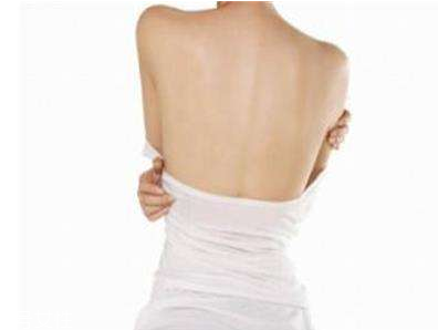 背部吸脂術要注意什么？