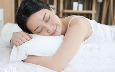 午休需要休息多久？健康午休需要注意的事項(xiàng)