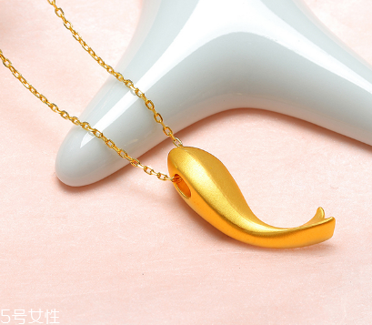 黃金項(xiàng)鏈會(huì)越戴越長(zhǎng)嗎 不會(huì)很明顯 黃金項(xiàng)鏈會(huì)越戴越長(zhǎng)嗎 不會(huì)很明顯