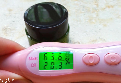 悅詩風吟面霜怎么樣 平價中的戰(zhàn)斗機