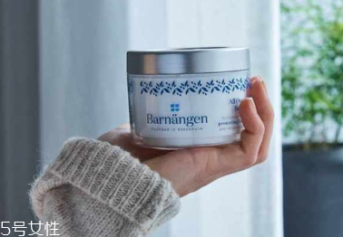 面霜為什么是乳白色 面霜的身世之謎 面霜為什么是乳白色 面霜的身世之謎