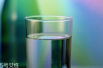 白酒是不是放的時(shí)間越長越好 要滿足一些條件