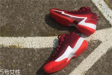 李寧空襲4測(cè)評(píng) 國(guó)產(chǎn)籃球鞋的經(jīng)典