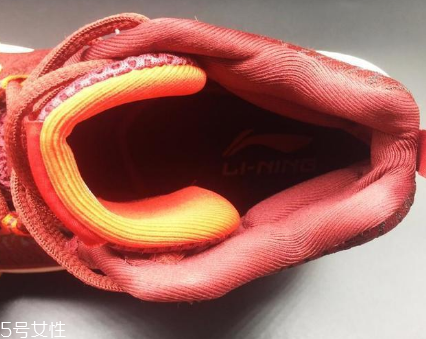 李寧空襲4測(cè)評(píng) 國(guó)產(chǎn)籃球鞋的經(jīng)典