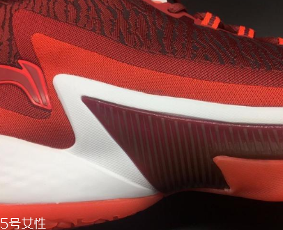 李寧空襲4測(cè)評(píng) 國(guó)產(chǎn)籃球鞋的經(jīng)典
