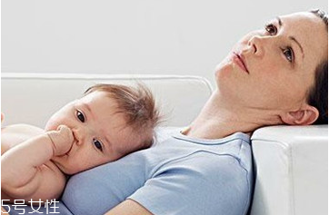 產(chǎn)后抑郁癥的表現(xiàn)治療 產(chǎn)后憂郁癥這樣預(yù)防 產(chǎn)后抑郁癥的表現(xiàn)治療 產(chǎn)后憂郁癥這樣預(yù)防